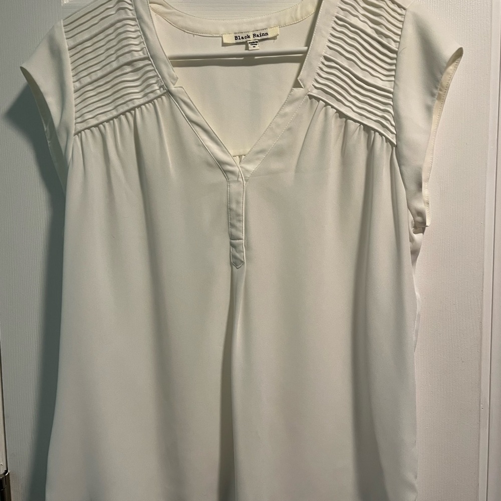 Black Label White Women's Top
